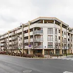Superapart Wilanowska 7, \